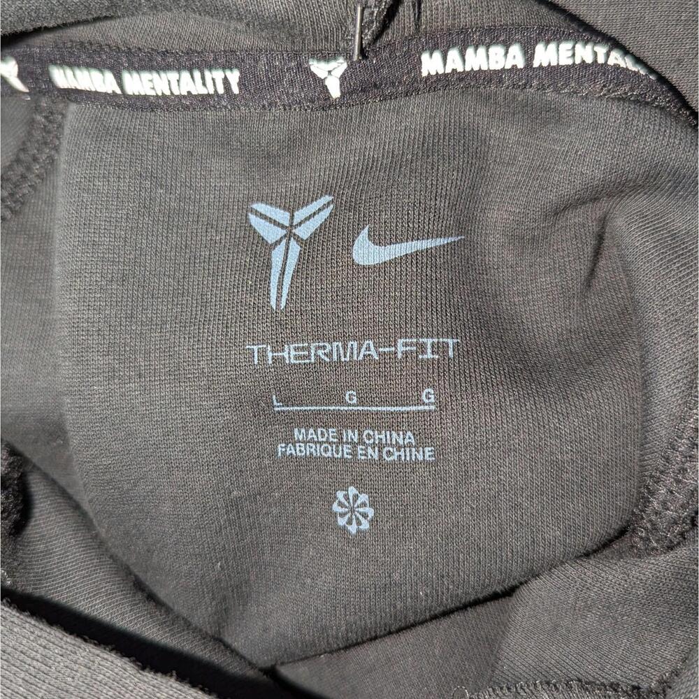 Nike Kobe Therma-FIT Hoodie Black L NWT Mamba Mentality HJ8110-010 Basketball - Picture 7 of 9